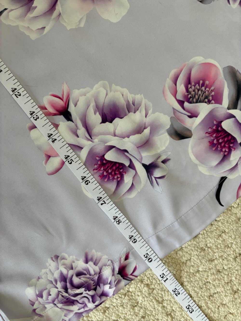 La Vie en Rose NWT LUXURY EDITION
Victorian Floral Long Satin Robe Size Medium - Picture 8 of 10